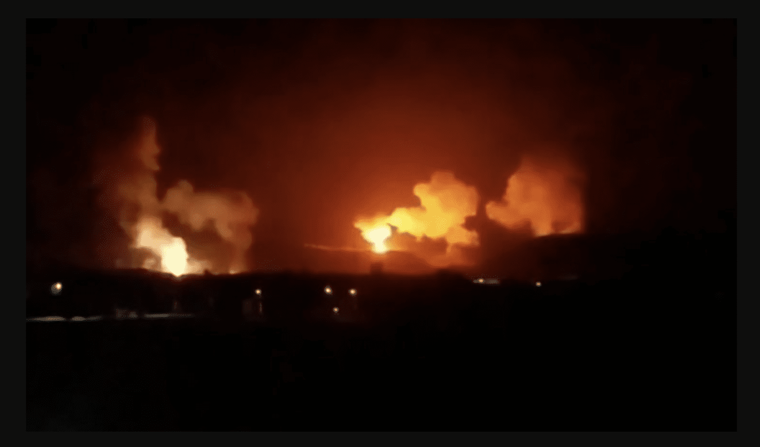 Estados Unidos y El Reino Unido llevan a cabo ataques aéreos en Yemen Contra los hutíes